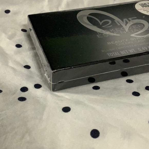 🆕MAKEOVER ESSENTIALS! Beauty Streak cheeky lady - Picture 4 of 5